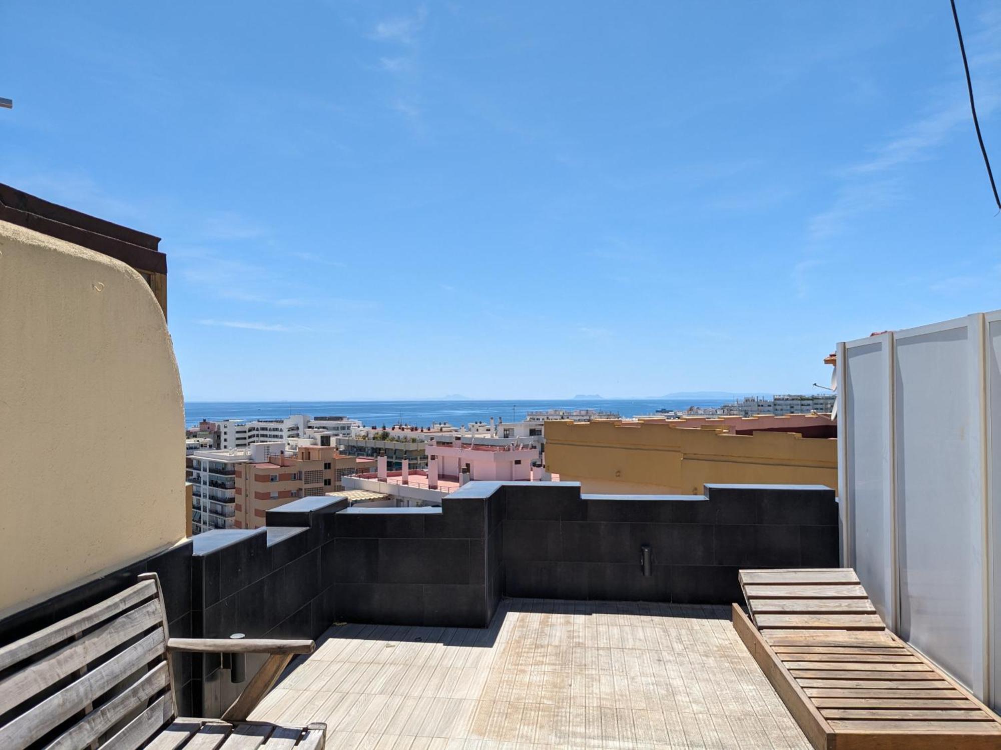 Appartamento Con Vistas Y Terraza En *