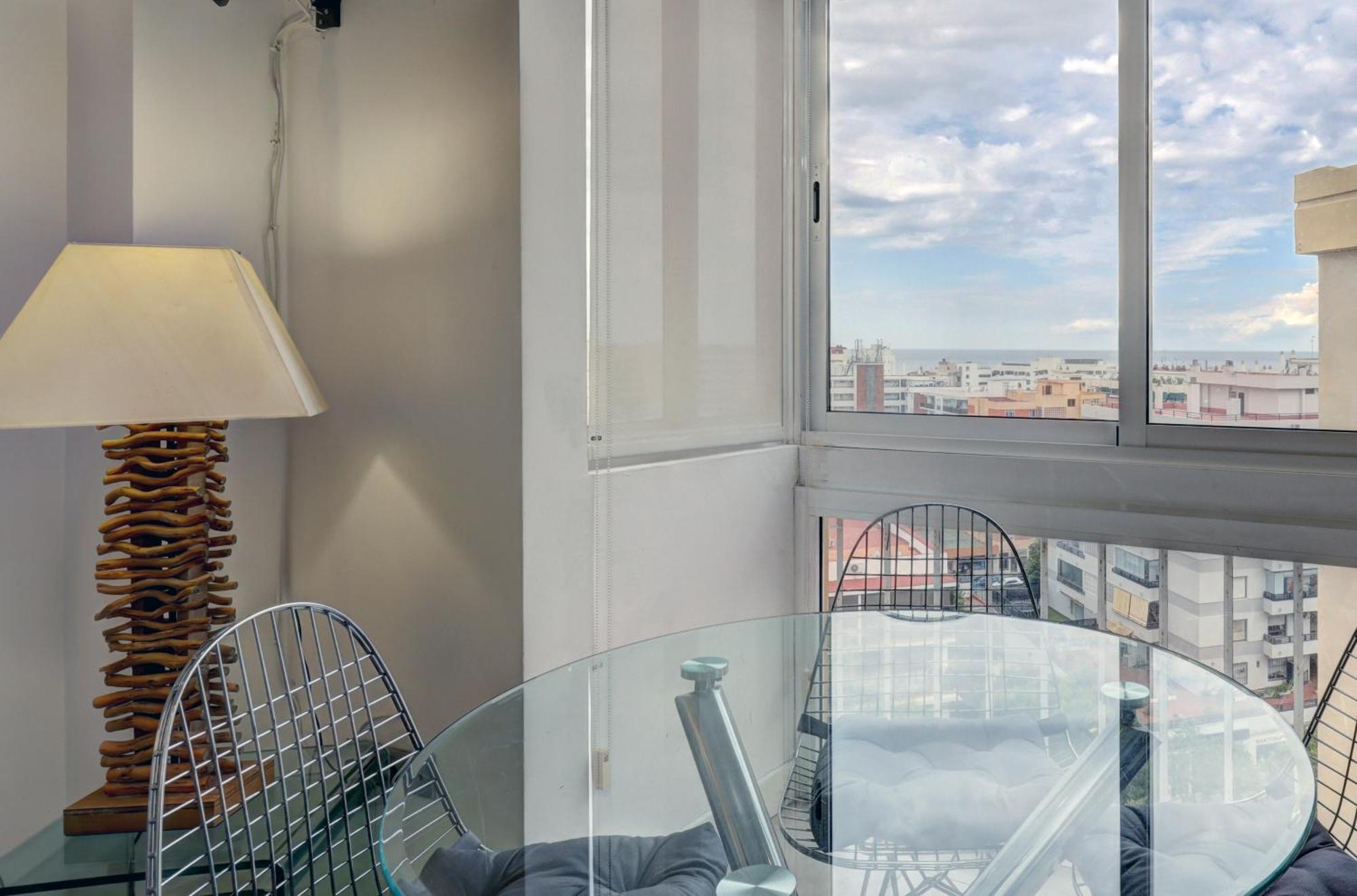 Con Vistas Y Terraza En Appartamento